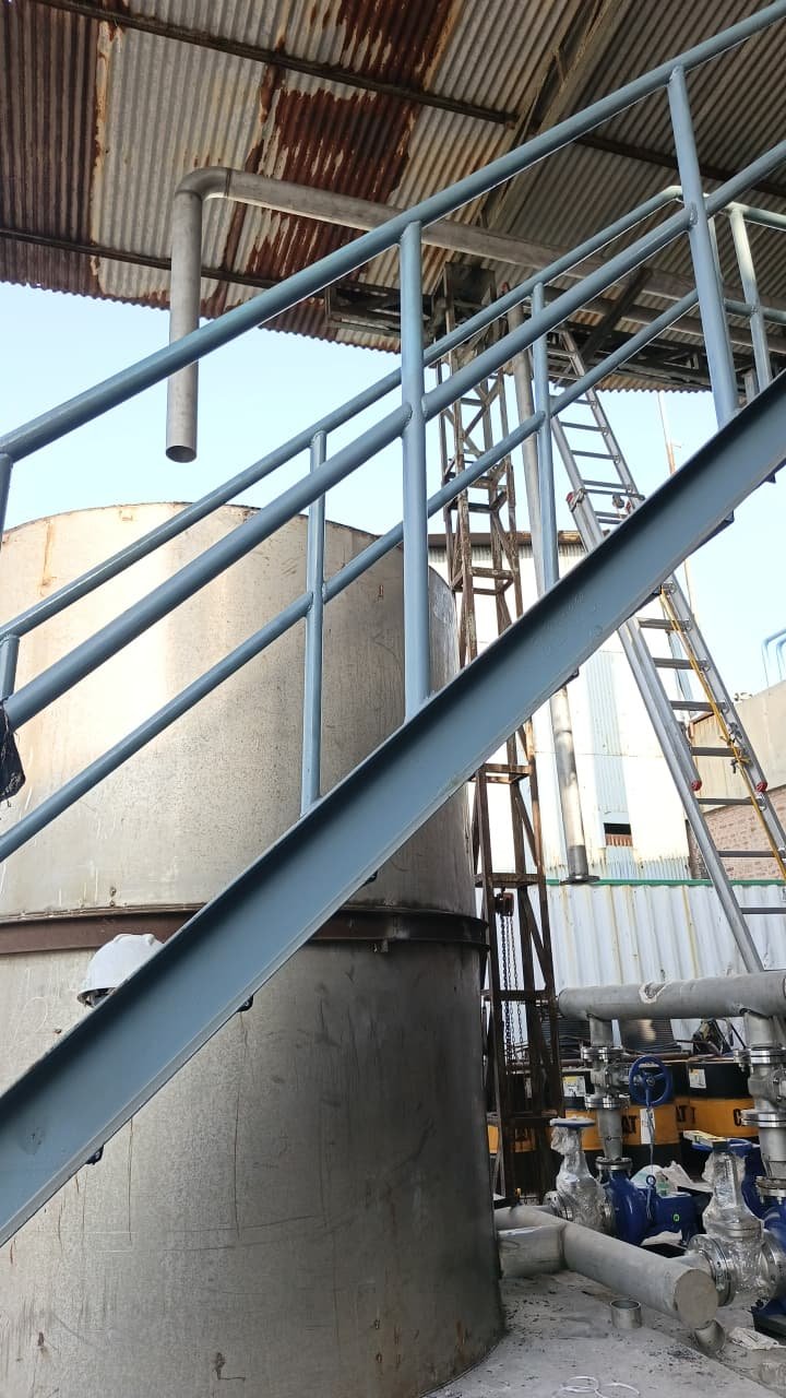 Industrial piping connection linked directly to the generator heat recovery unit