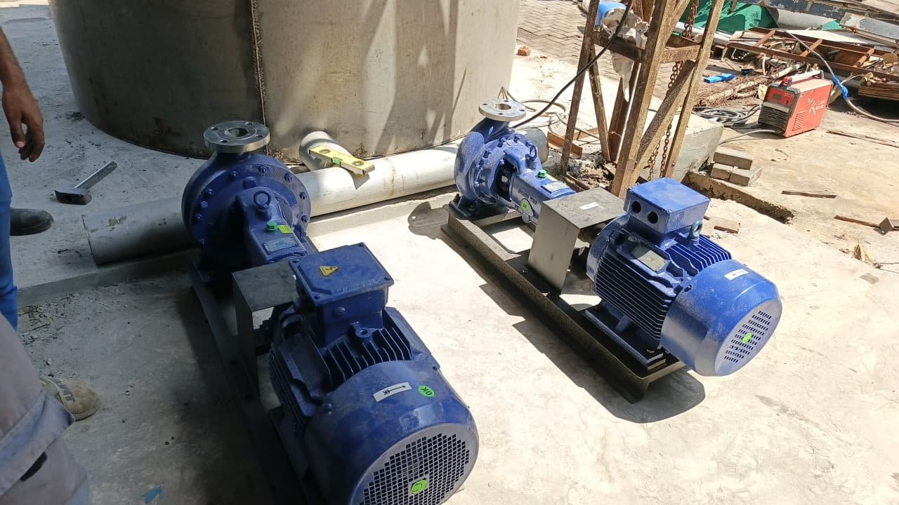 Heavy-duty water pump station installed and calibrated