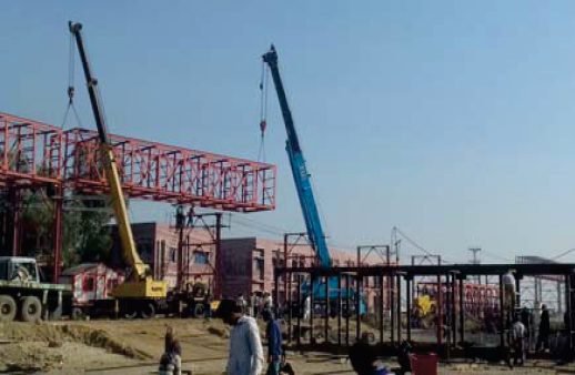 Caustic pigment storage tank fabrication and erection at Sapphire Fibers