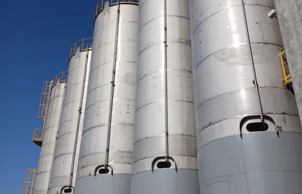 Storage tank pressure vessel fabrication Pakistan MHN Engineering