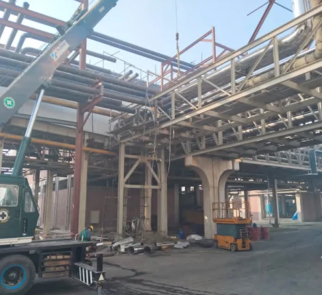 Heavy industrial steel structure fabrication and erection